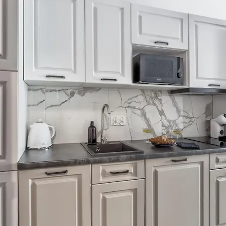 Royal Plater Apartment *